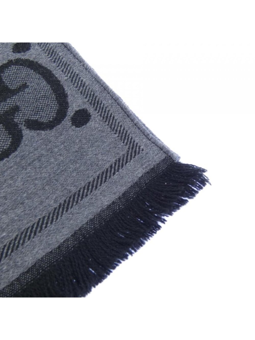 Gucci Scarf Gray - Picture 2 of 4